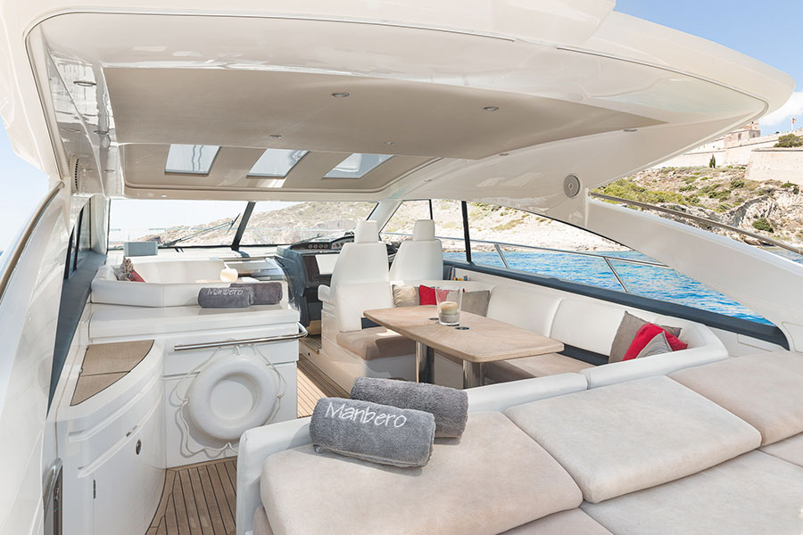 PRINCESS V53 MANBERO