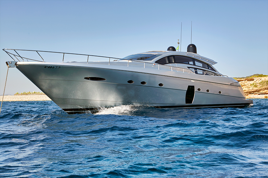 Pershing 72 – Legendary